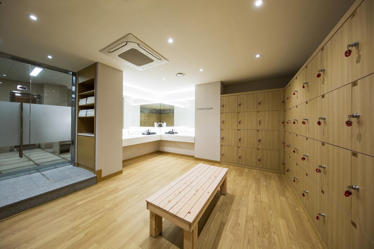 Solaria Nishitetsu Hotel Busan Exterior foto