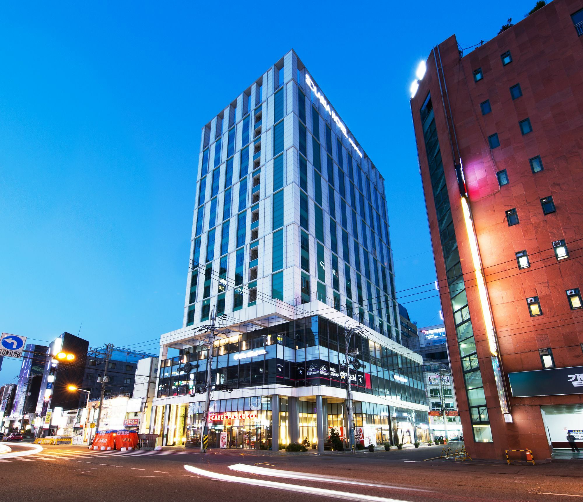 Solaria Nishitetsu Hotel Busan Exterior foto